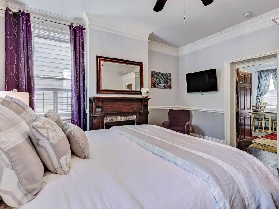 Historic Savannah Gold Private Condo With Pool - 2Bed, 1&Half Bath, Sleeps 6, 1St Floor, 15 Min Walk To Historic Savannah Center And All Attractions Kültér fotó